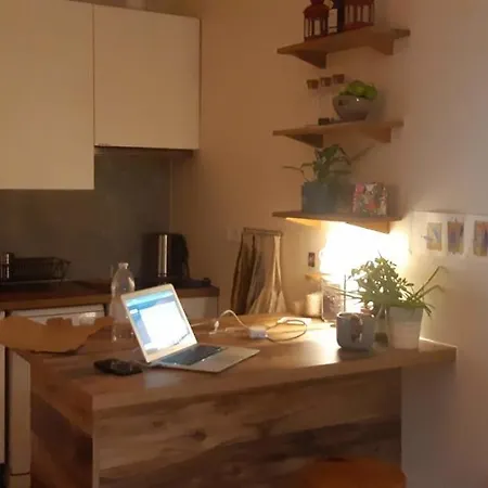 Charming 30M With Terrace Near The Museum *